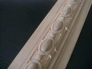 usinage de pièce en bois, babricant moulure brute